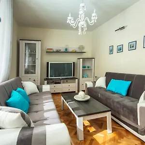 Carmela Appartement Split